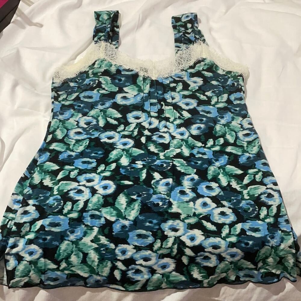 Banana Republic M floral & lace tank worn once